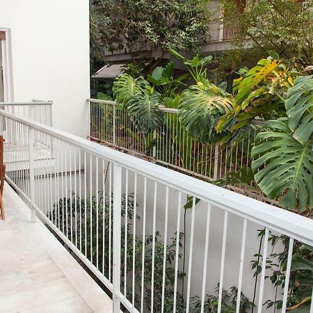 Luxurious Apartment In Athens Downtown Exterior photo